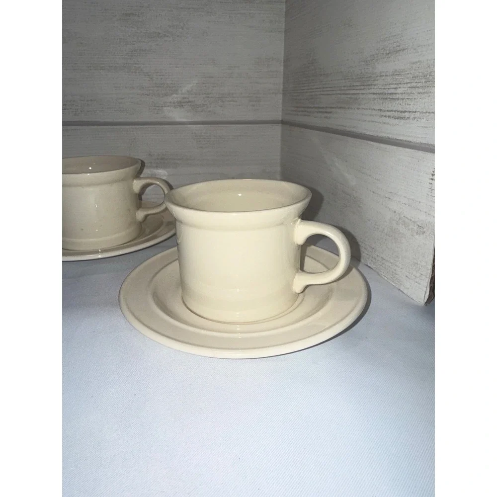 Homer Laughlin Ivory Ceramic Cup and Saucer‎ Set of 4 Vintage USA Creamware